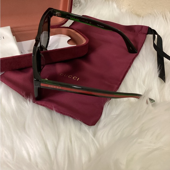 Authentic Gucci Sunglasses - Picture 8 of 11